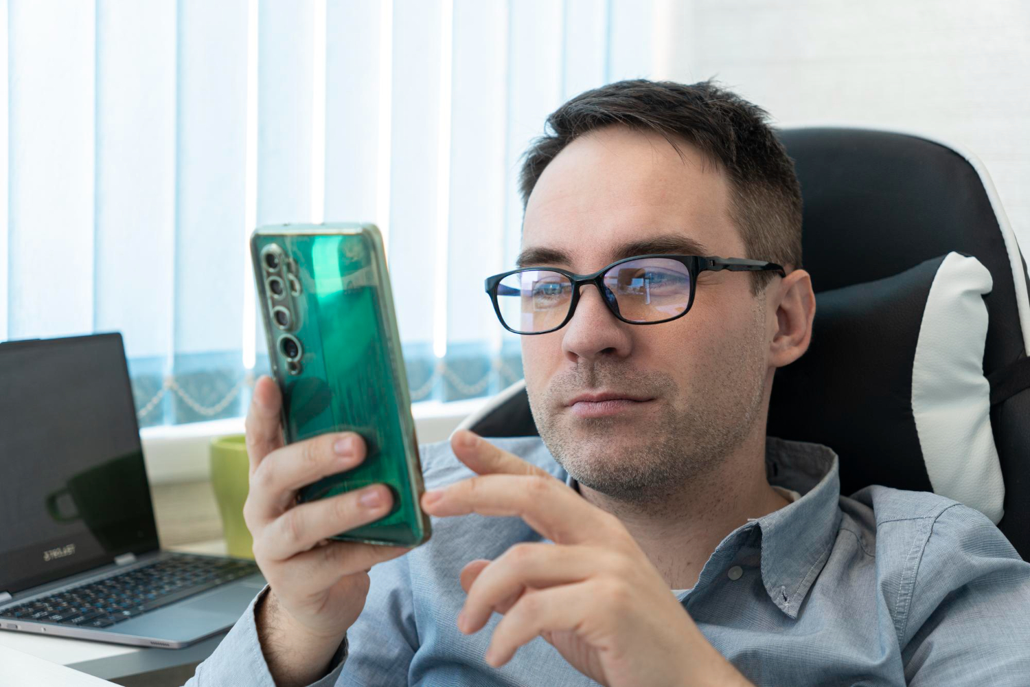 Plus de contrôle gestuel sur Android : le « Retour » prédictif montre la destination et évite de quitter par erreur un écran crucial contenant des données